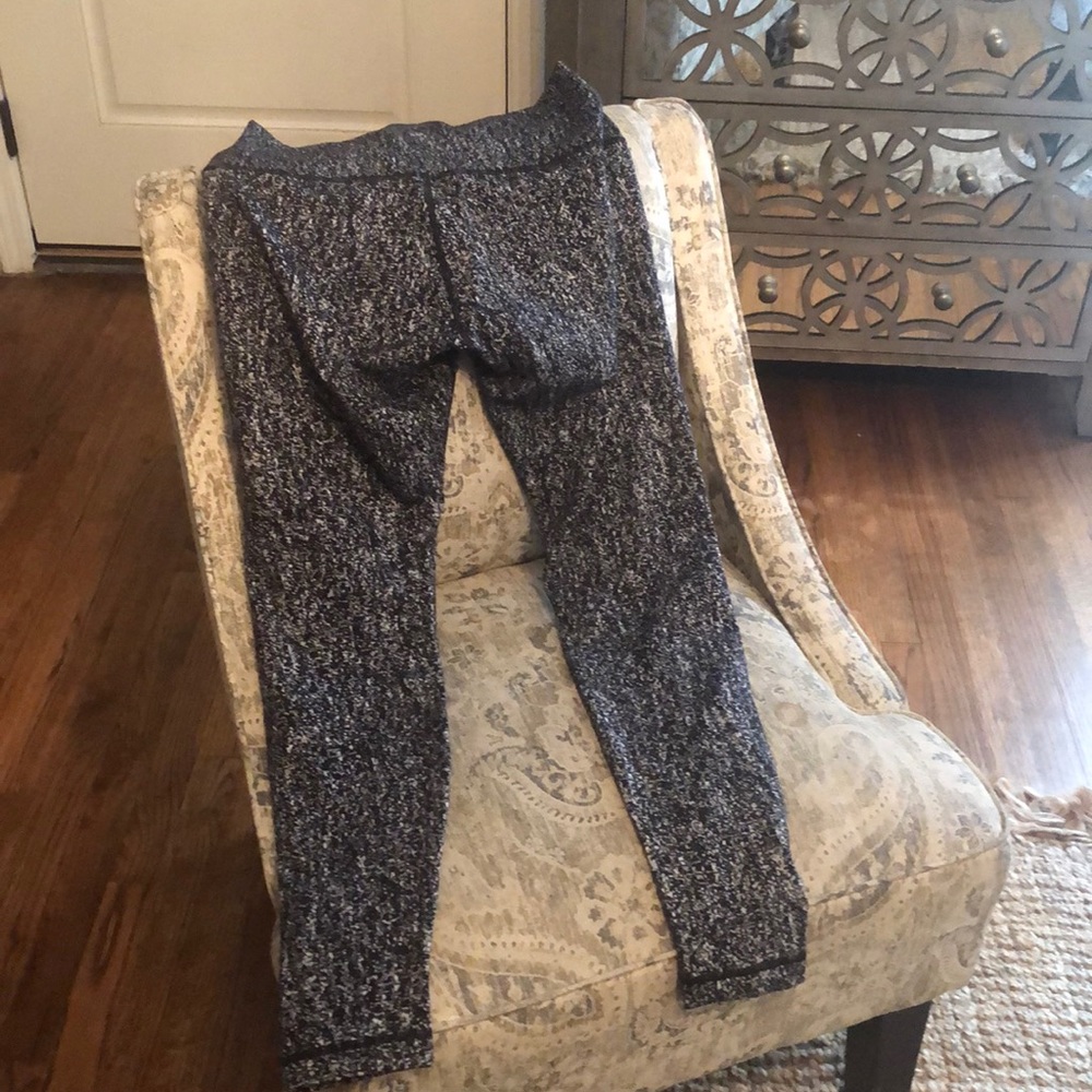 Lululemon workout pants